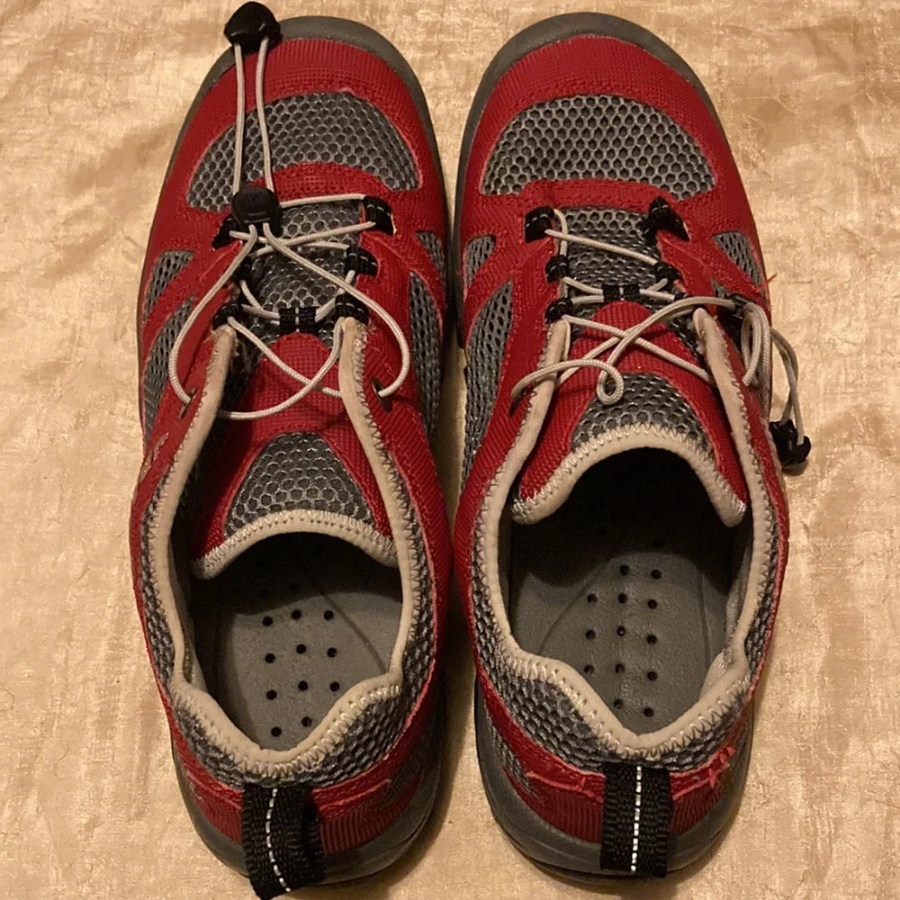 Baffin Amazon Trail Water Shoes